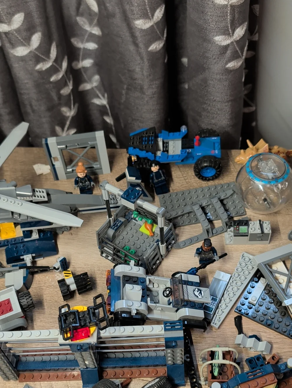 Lego Jurassic World GIANT Lot!! Now Includes Jurassic World Mansion!